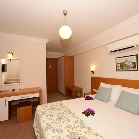 Perdikia Hill And Otel 4*