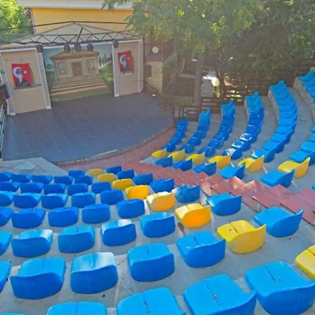 Perdikia Hill And Otel