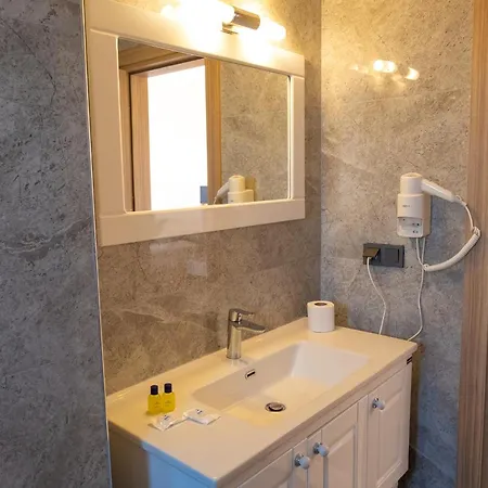 Perdikia Hill And Otel 3*