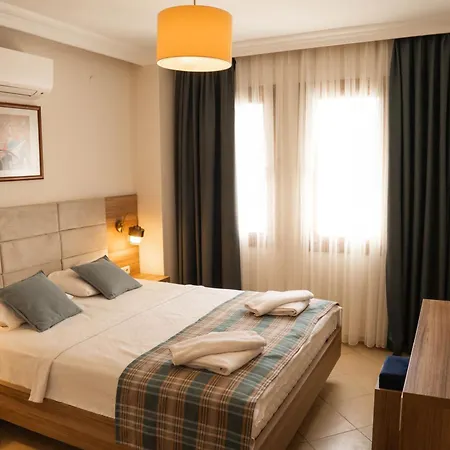 Perdikia Hill And 올루데니스