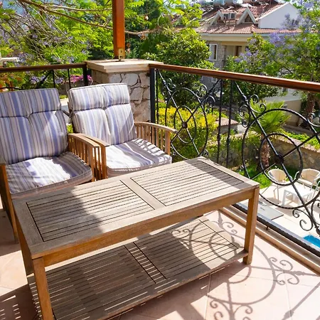 Perdikia Hill And 호텔