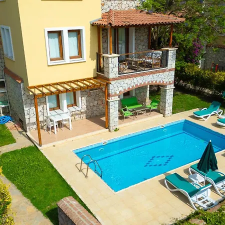 Hotell Perdikia Hill And