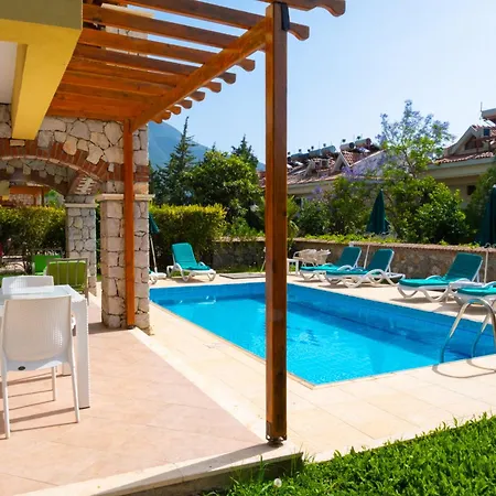 Perdikia Hill And Hotell Öludeniz