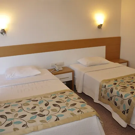 Perdikia Hill And 올루데니스