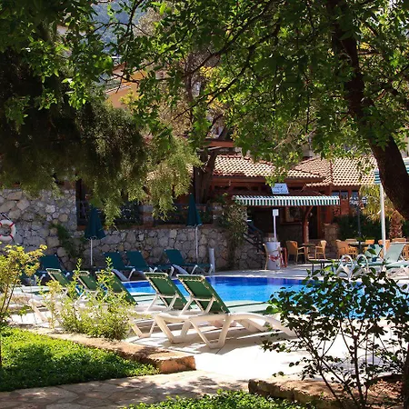 Perdikia Hill And 호텔 올루데니스