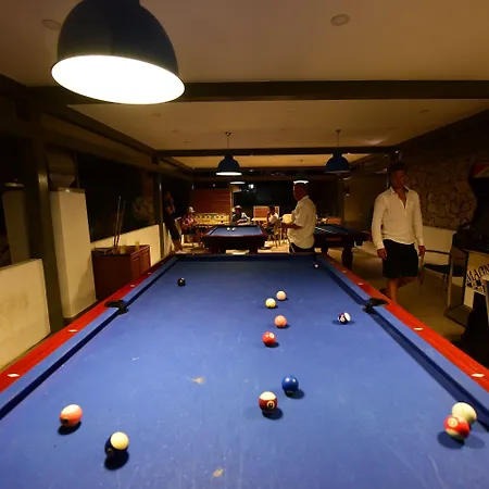 Perdikia Hill And 3* 올루데니스