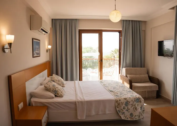 Perdikia Hill And 3* オルデニズ