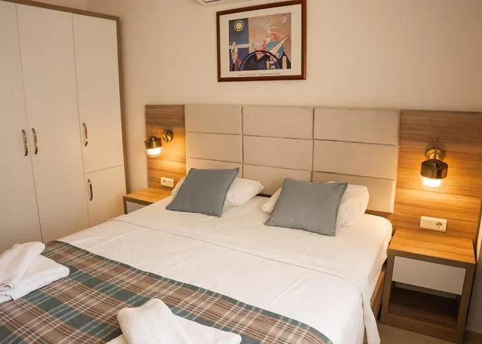 Perdikia Hill And ホテル オルデニズ