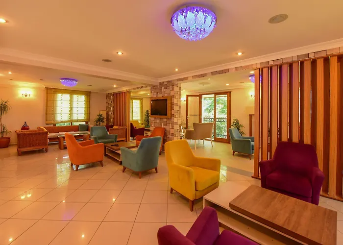 Perdikia Hill And ホテル 3*