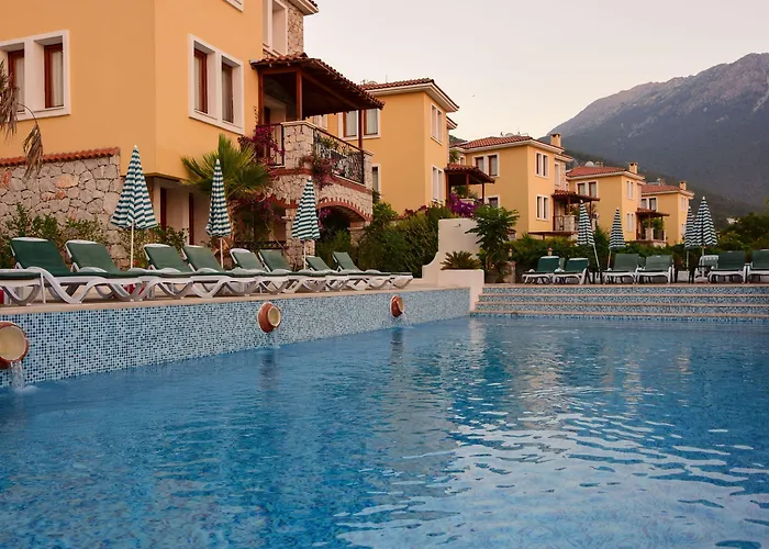 Perdikia Hill And ホテル