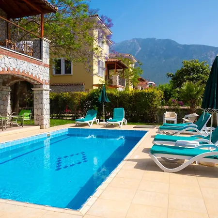 Perdikia Hill And 3*