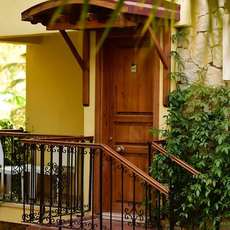 Hotel Perdikia Hill And 3*